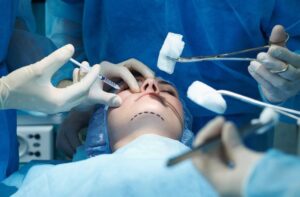 Right-Plastic-Surgeon