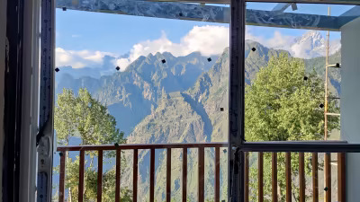 Luxury Auli Resort: A Perfect Retreat in the Himalayas