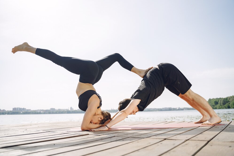 Extreme-Yoga-Poses-for-2